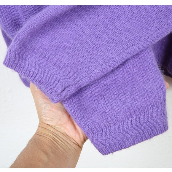 Vintage CHAUS Lambswool/Angora Blend Embroidered Line Art Turtleneck Sweater - Picture 7 of 12